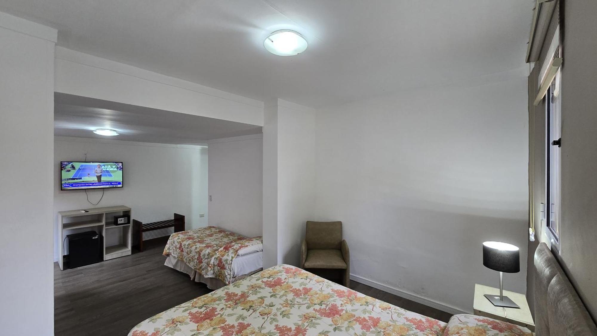 Tajy Iguazu Hotel Puerto Iguazú Exteriör bild