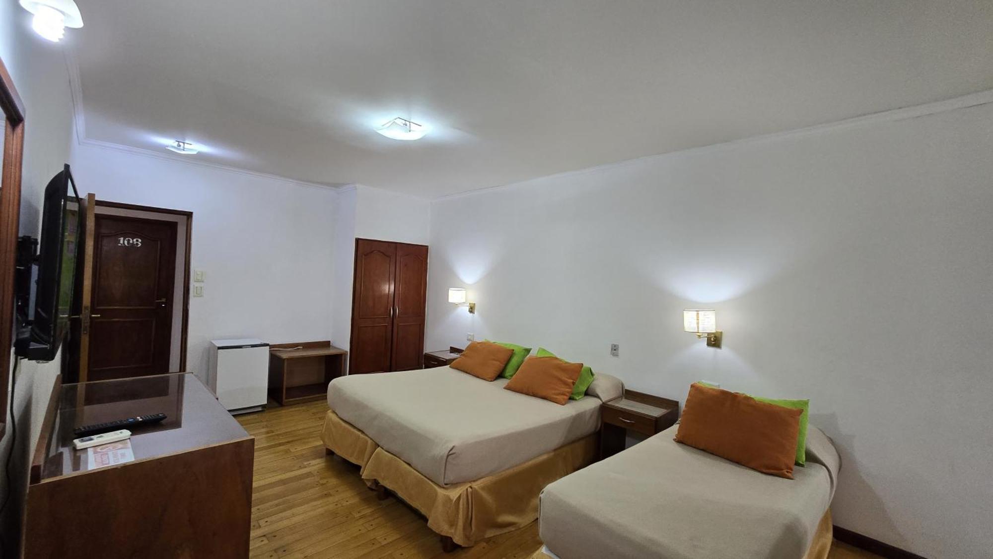 Tajy Iguazu Hotel Puerto Iguazú Exteriör bild