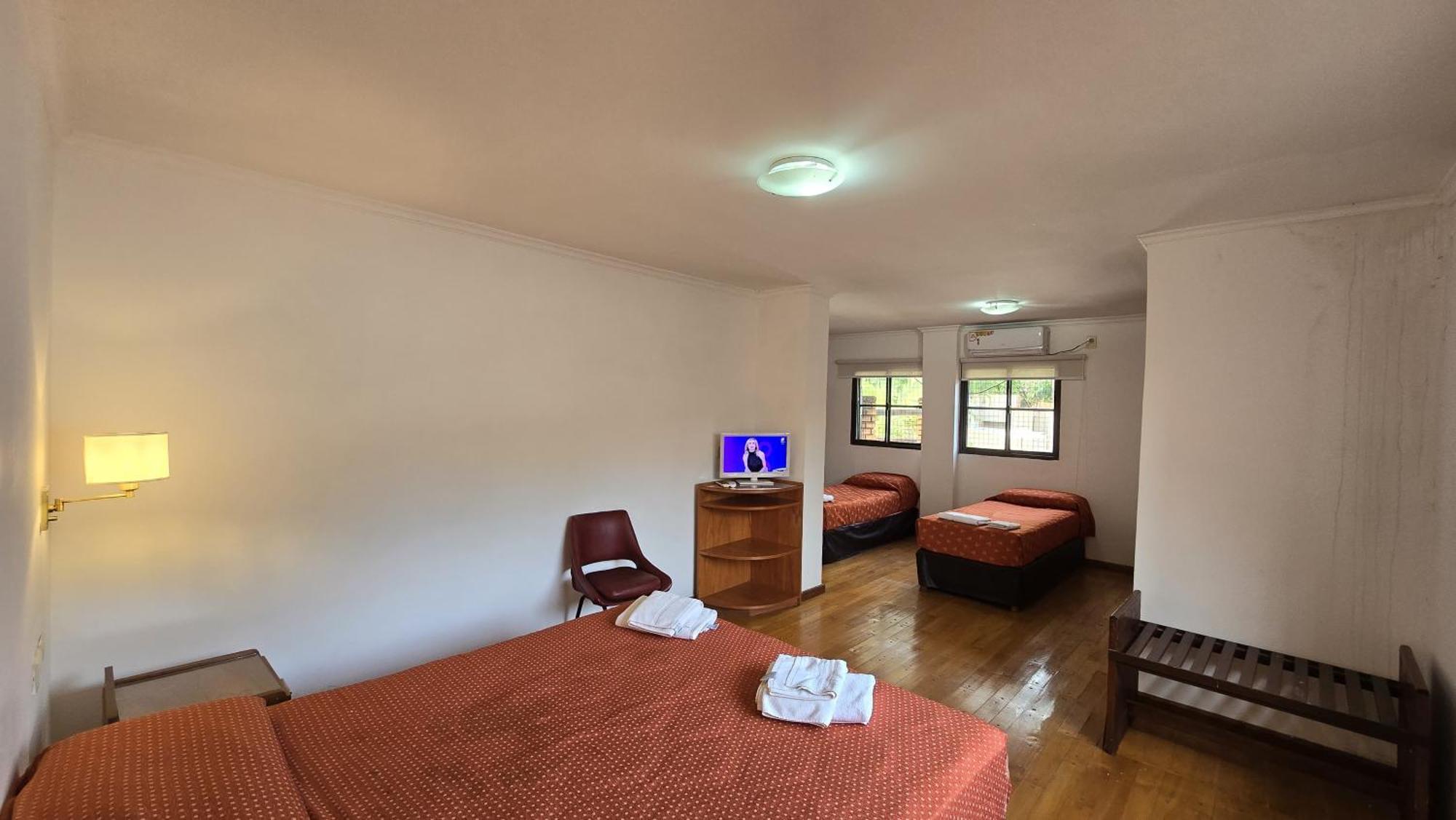 Tajy Iguazu Hotel Puerto Iguazú Exteriör bild